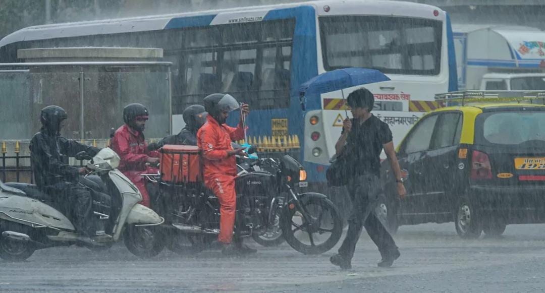 दिल्ली-केरल में भारी बारिश का अलर्ट जारी