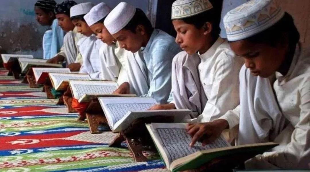 यूपी के मदरसों में होगी कामिल और फाजिल की परीक्षा