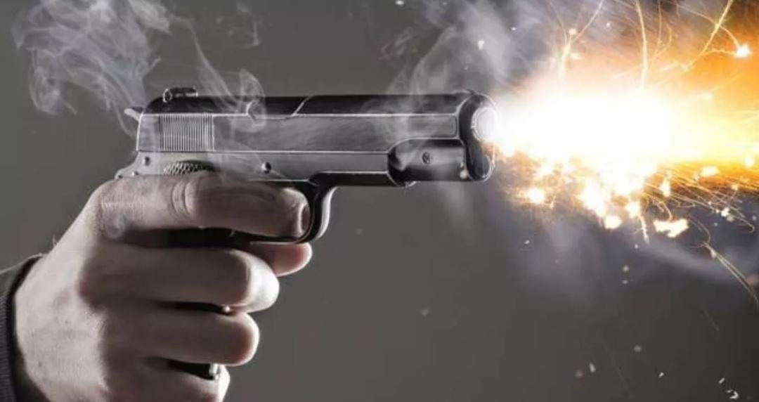 टेक्सटाइल शोरूम में दिनदहाड़े 35 लाख रुपये की लूट